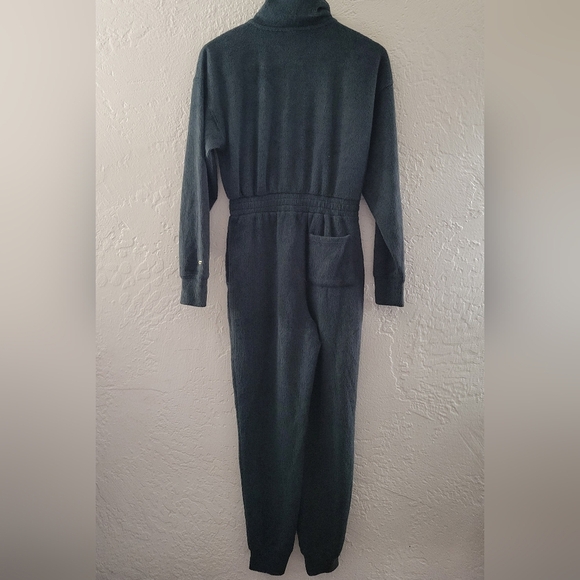 Fabletics Cozy Cord Onesie Size Small - Picture 2 of 12